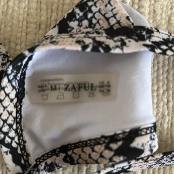 Python bikini - Picture 2 of 2